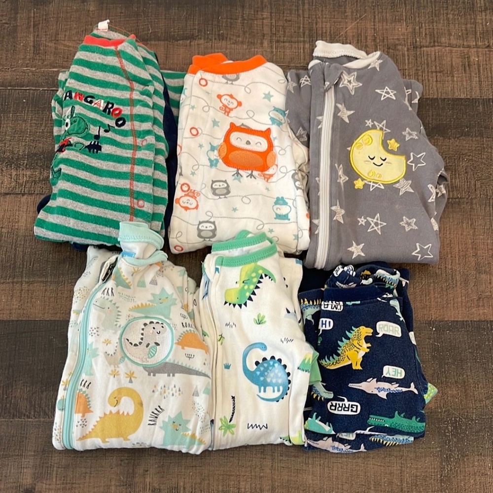 Size 18 month pajama / sleeper lot